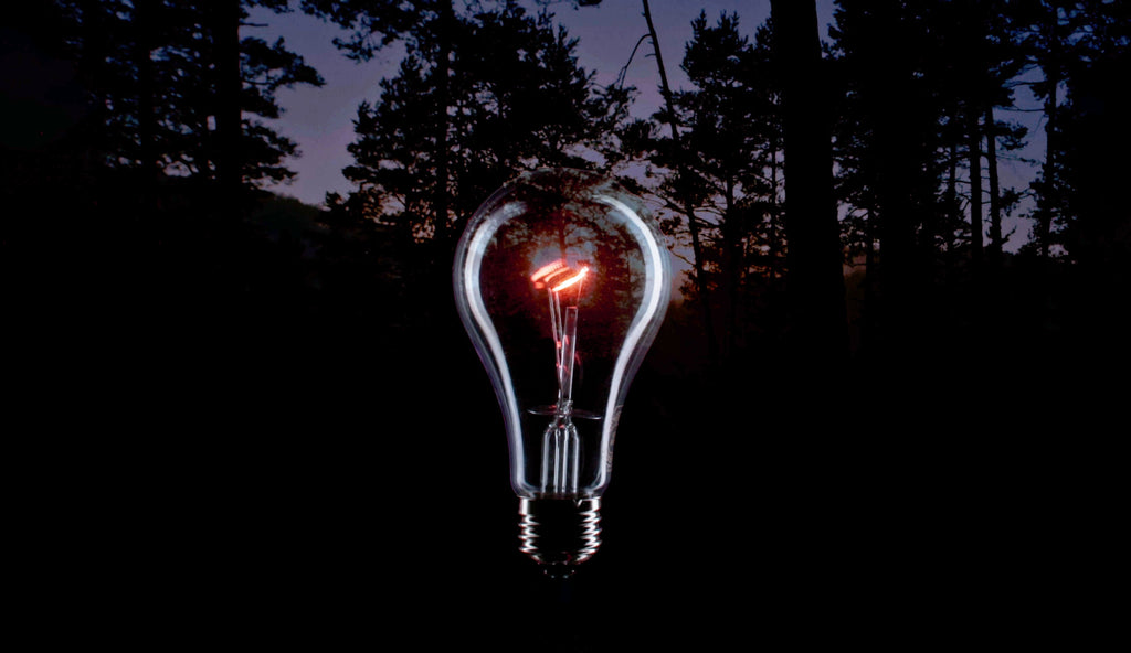 benefits of incandescent light bulbs